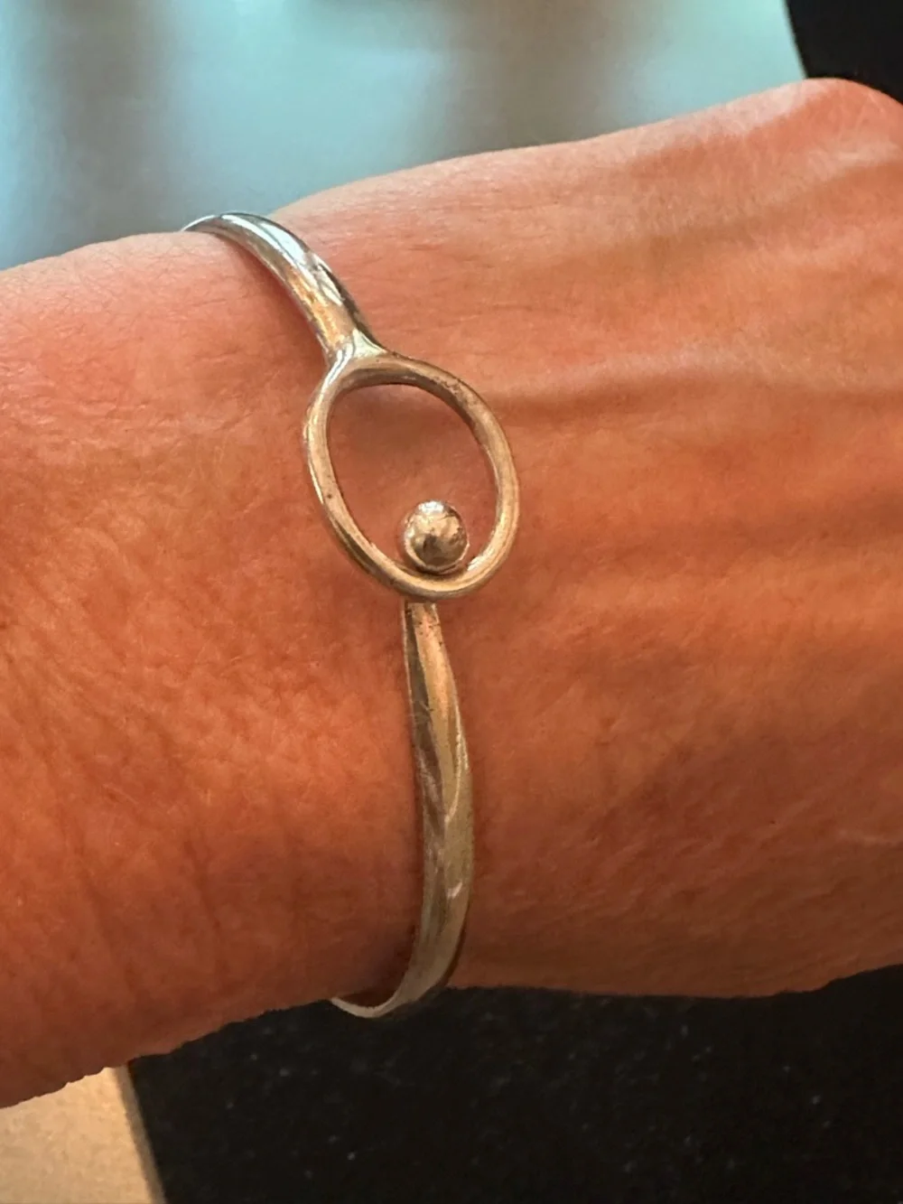 925 Sterling Silver Modern Open-Circle Cuff Bracelet